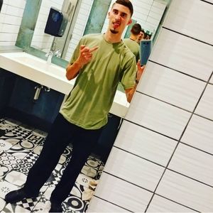 Meet your Posher, Joey